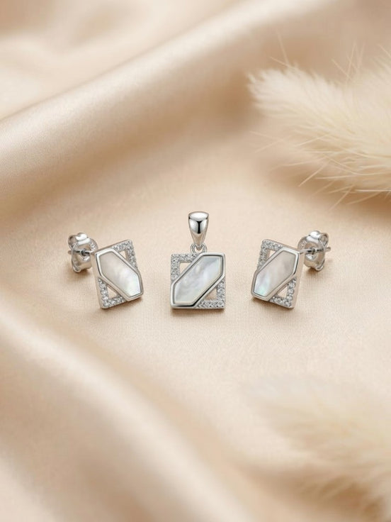 Prism Edge Pendant Earring Set