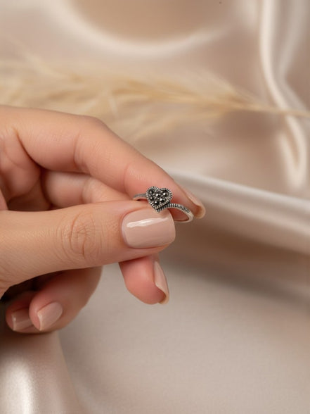 Heartbeat Toe Ring
