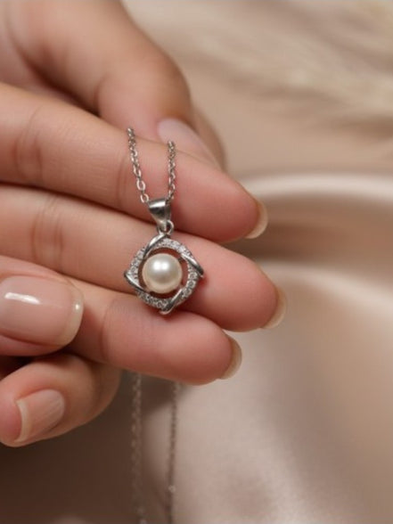 Ethereal Pearl Pendant