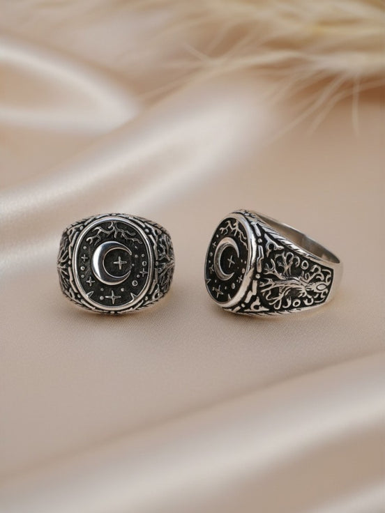 Crescent Grove Ring