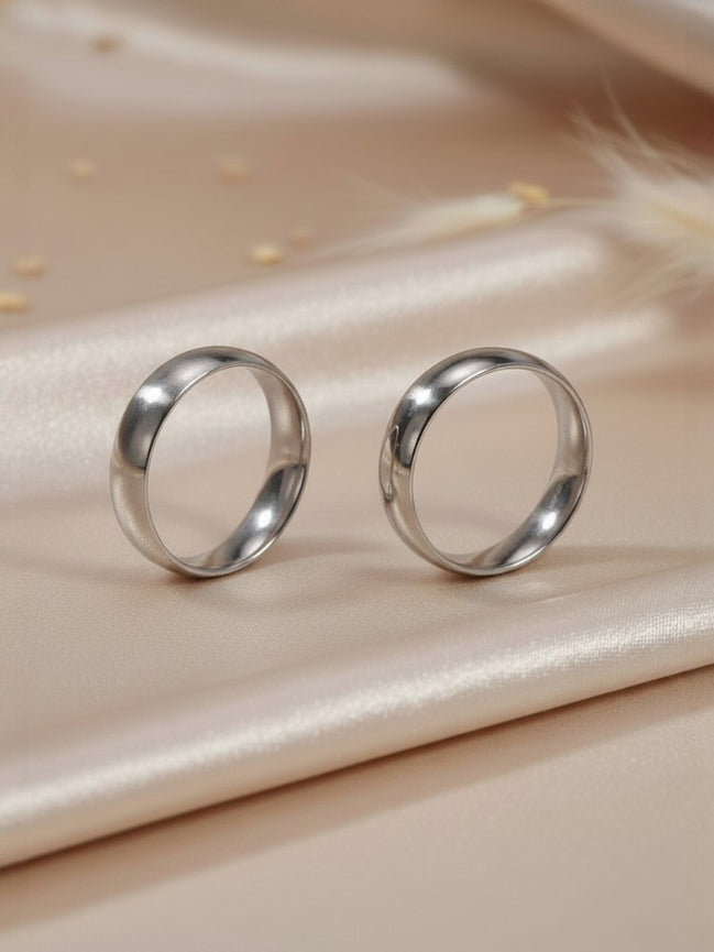 Classic Silver Curve Ring