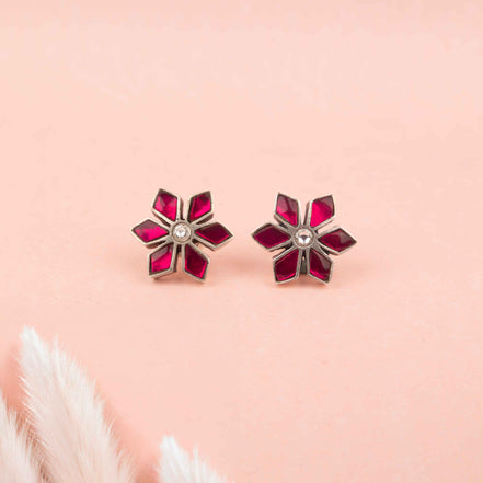 Moh Raani Kundan Phool Stud Earring
