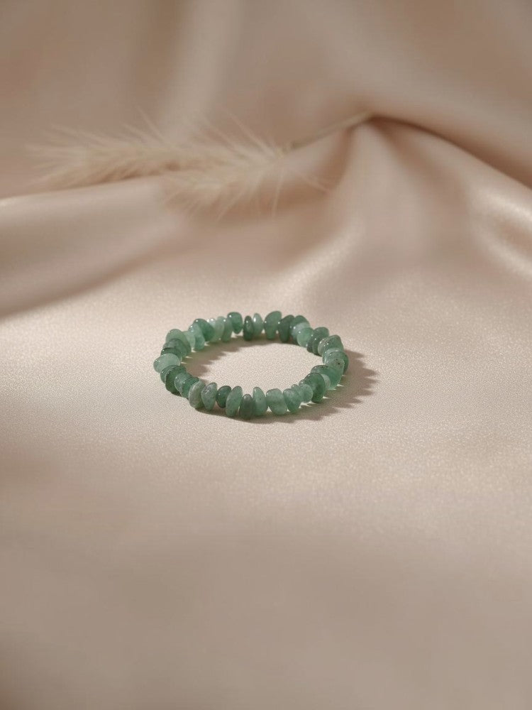 Nature glow green quartz bracelet