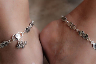 Adya Oxidised Spiral Anklets
