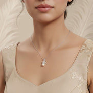 The crowned pearl Pendant