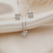 Flora pearl glow set