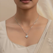 Flora pearl glow set