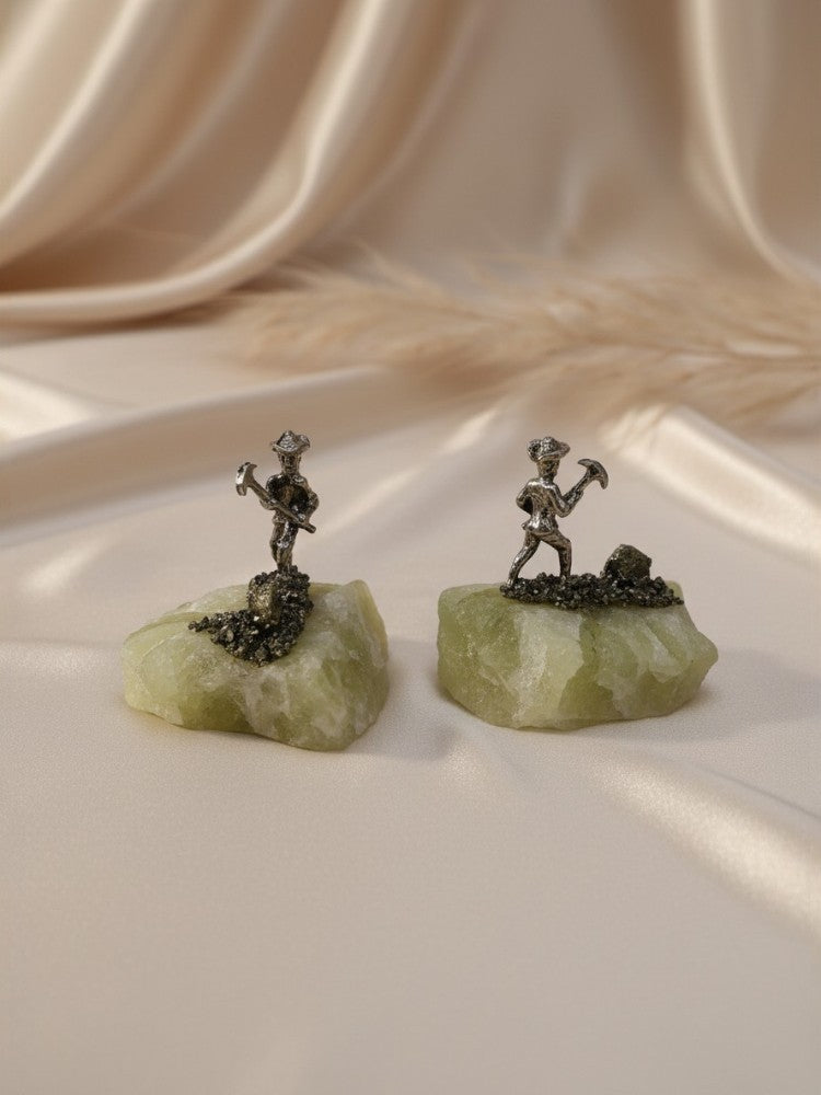 Treasure seeker crystal