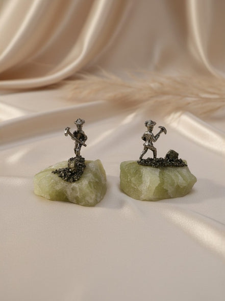 Treasure seeker crystal