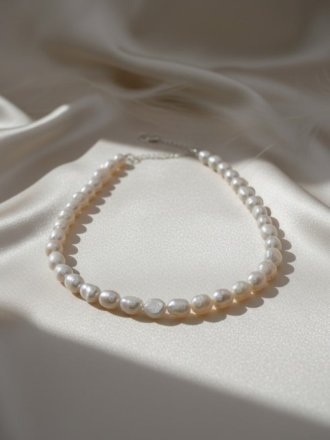 Timeless sea pearl glow chain
