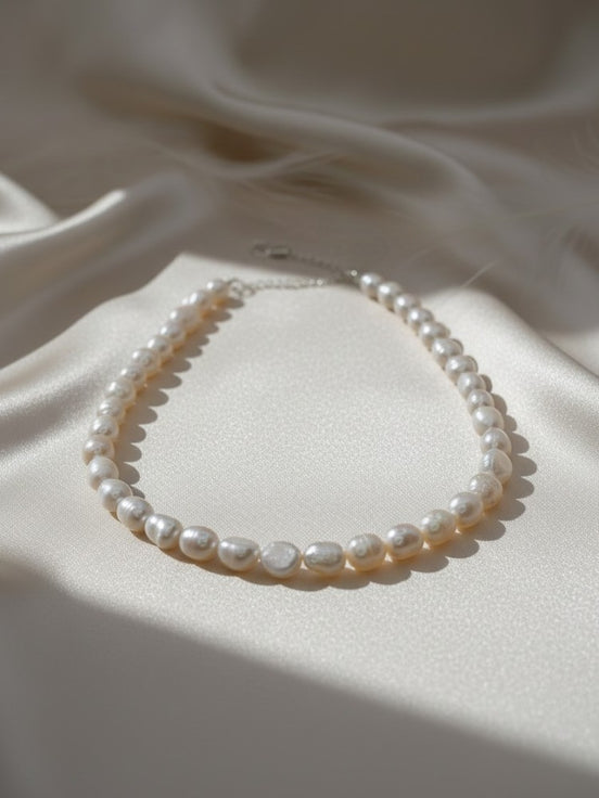 Timeless sea pearl glow chain