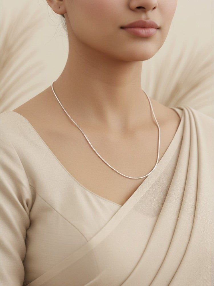 Celeste slim snake chain