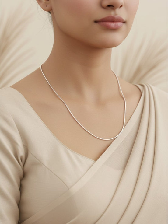 Celeste slim snake chain