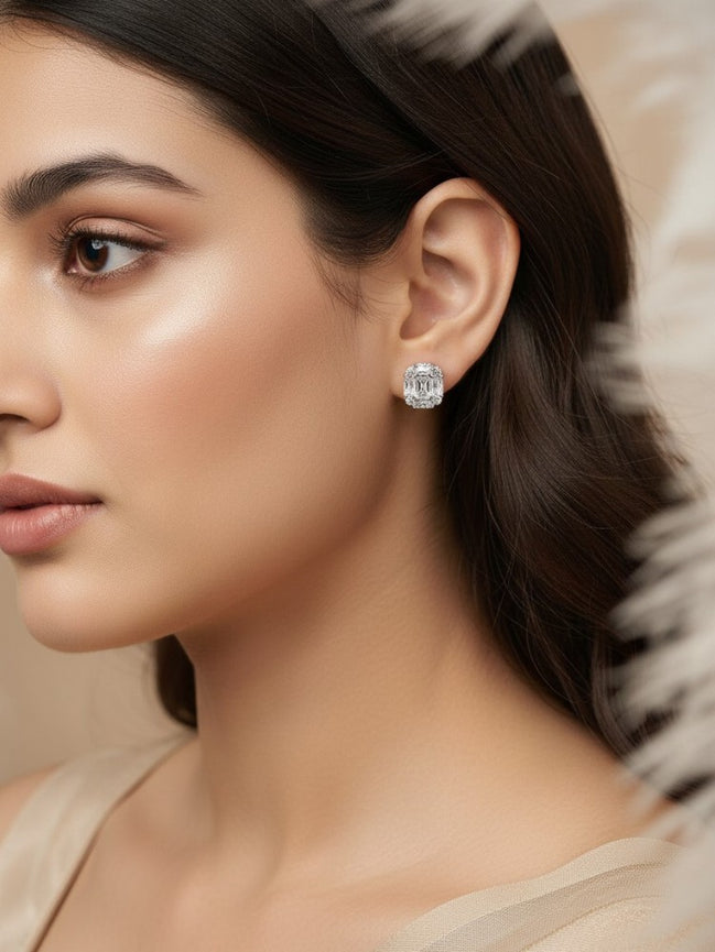 Victoria Gleam Studs